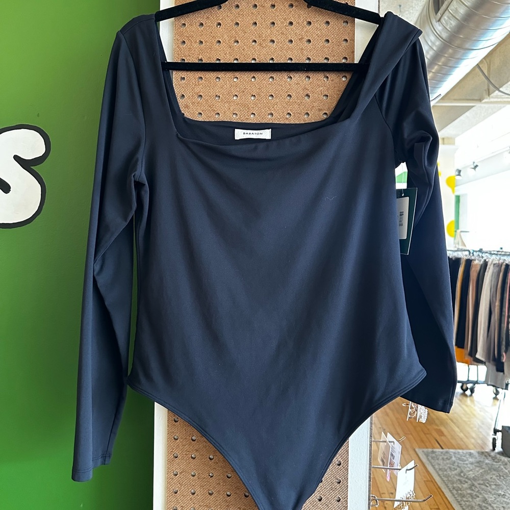 Aritzia Babaton Black Square Neck Bodysuit